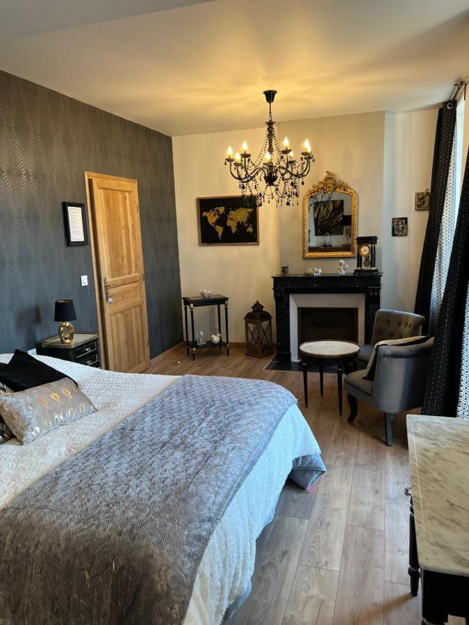 Chateau Segot Neuilly-le-Réal Екстериор снимка